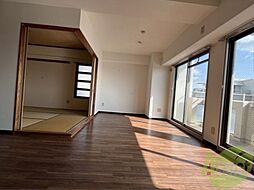 ルー・エーベル常光寺壱番館 5階2LDKのリビング/ダイニング