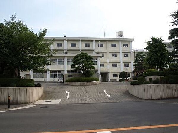 画像26:高校「神奈川県立秦野高校まで1922m」