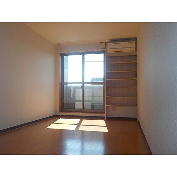 detached 栃木県下都賀郡壬生町幸町３丁目28-11

地図を見る