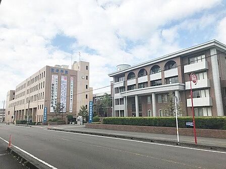 宮崎学園高等学校宮崎学園中学校・高等学校宮崎市昭和町昭和14年設立、中高一貫教育校 1240m