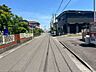 外観：前面道路含む現地写真