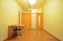 レオパレス横濱ヴィラ 409 4階1Kのリビング/ダイニング