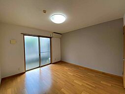 JR鹿児島本線 九州工大前駅 徒歩10分の賃貸アパート 2階1DKのリビング/ダイニング