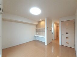 ウエストアヴェニューＢ 2階1LDKのリビング/ダイニング