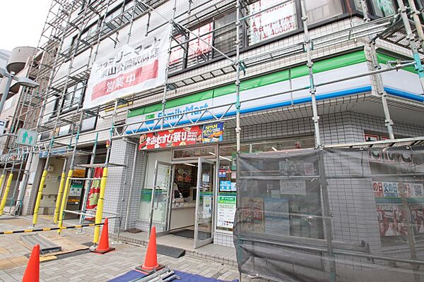 画像24:ファミリーマート　東山公園駅前店