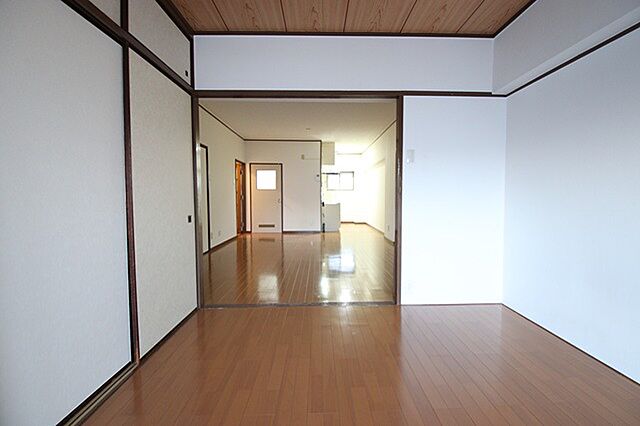 寝室