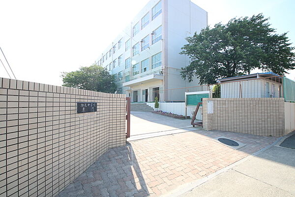 画像21:名古屋市立助光中学校