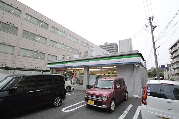 画像20:ファミリーマート　金山正木橋店