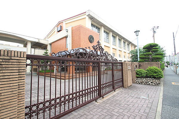 画像3:名古屋市立新栄小学校