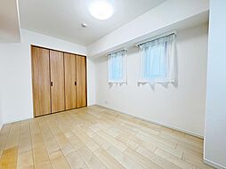9階・南西角住戸!陽当たりと通風に優れた快適空間