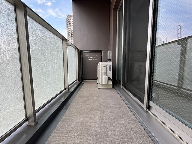 バルコニー