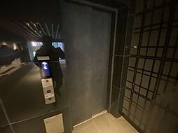 16 / 26