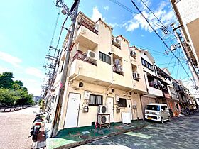 サンシティ― 203 ｜ 大阪府八尾市安中町5丁目5-36（賃貸アパート1R・3階・18.00㎡） その1