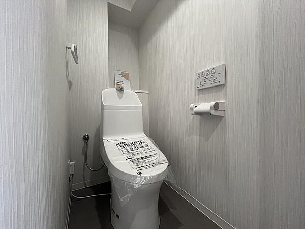 トイレを拡大表示