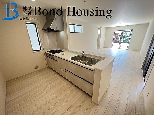 キッチンを拡大表示