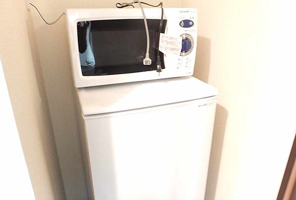 画像17:●家電（冷蔵庫・洗濯機・電子レンジ）の搬入時の立会い及び退去時の処分はお客様にてお願いいたします。
