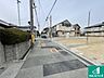 その他：周辺は落ち着いた街並みの住宅地！子育てがしやすい住環境です！まだ未完成ですが、現地でしかわからない事もございます。是非一度ご覧ください。