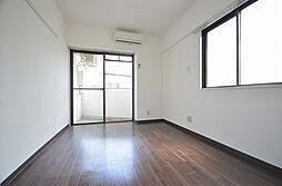 広島電鉄2系統 西観音町駅 徒歩4分の賃貸マンション 2階ワンルームのリビング/ダイニング