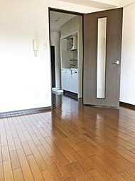 JR山陽本線 横川駅 徒歩9分の賃貸マンション 7階1DKのリビング/ダイニング