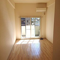 広島電鉄2系統 西観音町駅 徒歩8分の賃貸マンション 3階1Kのリビング/ダイニング