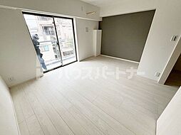 レオーネ志村坂上 1階1DKのリビング/ダイニング