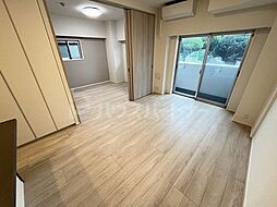 グランドコンシェルジュ練馬中村橋アジールコート 1階1LDKのリビング/ダイニング