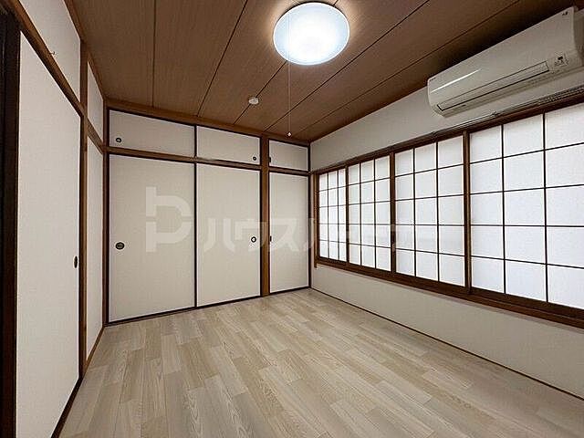 寝室