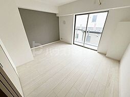 レオーネ志村坂上 208 2階1LDKのリビング/ダイニング