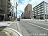 その他：【北側前面道路】幅員約32ｍ前面道路。整備された歩道のある前面道路です。歩行者の方も安全に通行できる道路になっています。
