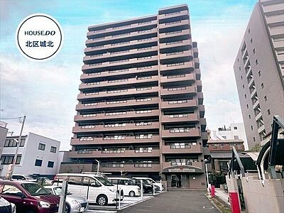 外観:上飯田駅徒歩1分。15階建てマンションの7階部分、南向き角住戸です。 外観:上飯田駅徒歩1分。15階建てマンションの7階部分、南向き角住戸です。