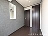 室内：【納戸】納戸は収納力があるのでスーツケースや季節もの等の大きな物も入れることができますね。※実際の写真をもとに家具等をCGで除去したものになります