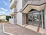 エントランス：管理の行き届いた、住まいの顔となるエントランス。