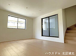 名古屋市北区山田4丁目　リビング