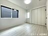 洋室：【6畳洋室】全居室収納付きなので、収納場所に困ることなくお部屋をキレイに保てそうですね。