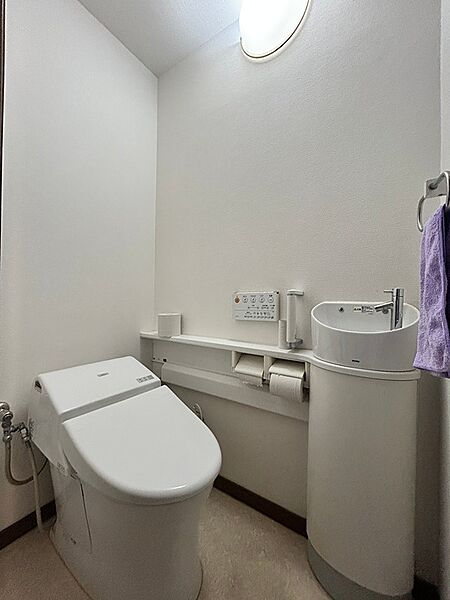 トイレを拡大表示