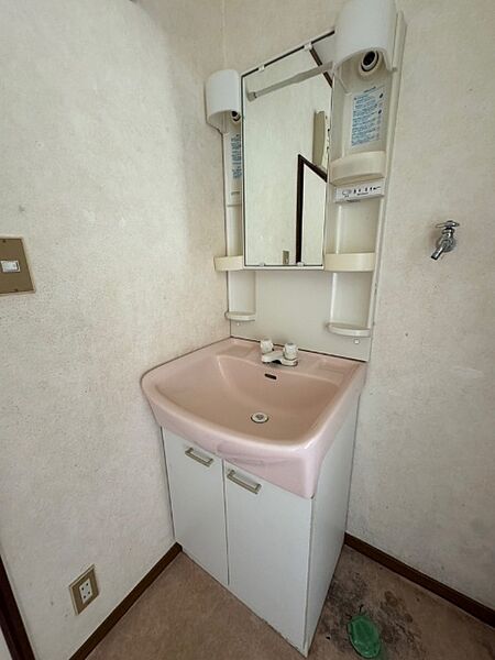 detached 埼玉県比企郡滑川町大字羽尾

地図を見る