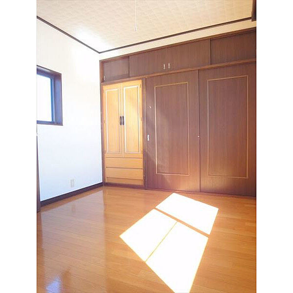 detached 埼玉県比企郡嵐山町大字川島

地図を見る