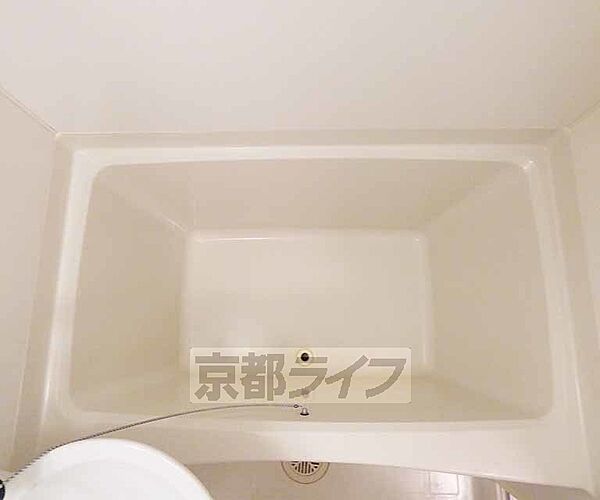 画像18:清潔感のある浴槽です