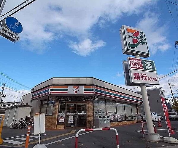 画像29:セブンイレブン京都下津林水掛町店まで500m 美味しいお弁当ならセブンイレブン。角地にあって入りやすい