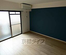 Ｍｏｒｅ五条 201 2階1Kのリビング/ダイニング