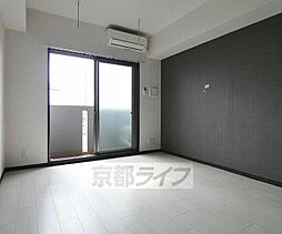 京阪本線 鳥羽街道駅 徒歩5分の賃貸マンション 4階1Kのリビング/ダイニング