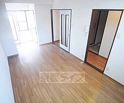 阪急嵐山線 上桂駅 徒歩9分の賃貸マンション 2階2LDKのリビング/ダイニング