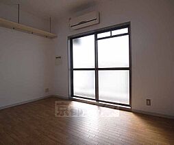 京阪本線 丹波橋駅 徒歩6分の賃貸マンション 4階1Kのリビング/ダイニング