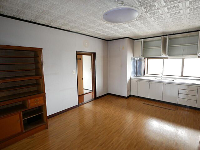 キッチン 射水市八塚