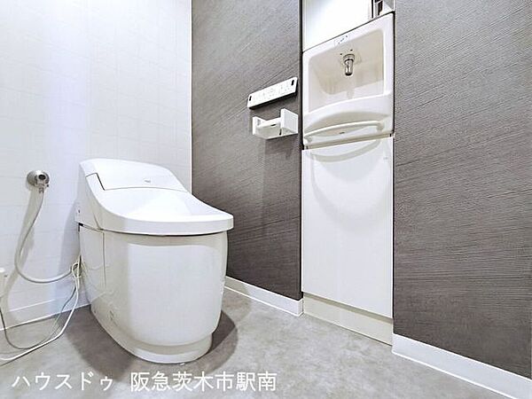 トイレを拡大表示