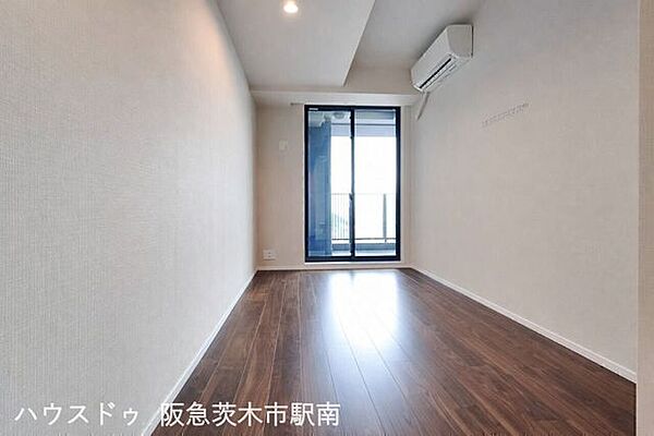 洋室を拡大表示