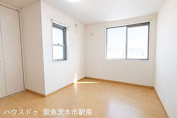 洋室を拡大表示