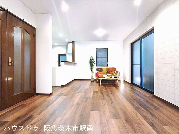 リビング/ダイニングを拡大表示