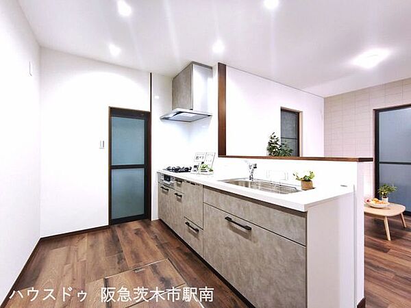 キッチンを拡大表示