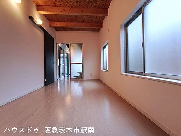寝室を拡大表示